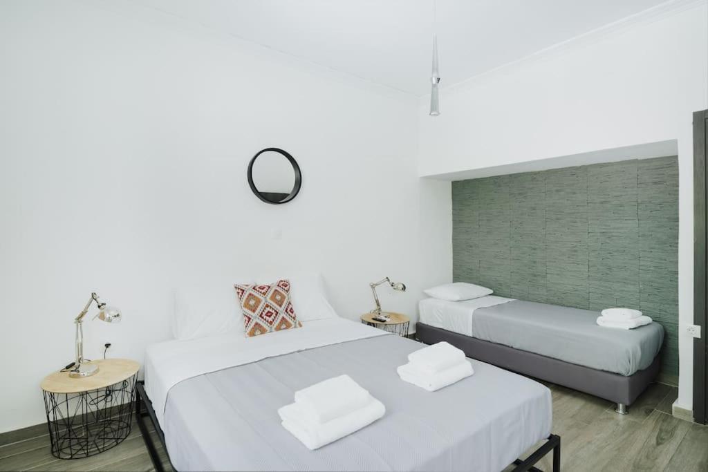A Place 4 U No18 Apartment Atena Exterior foto